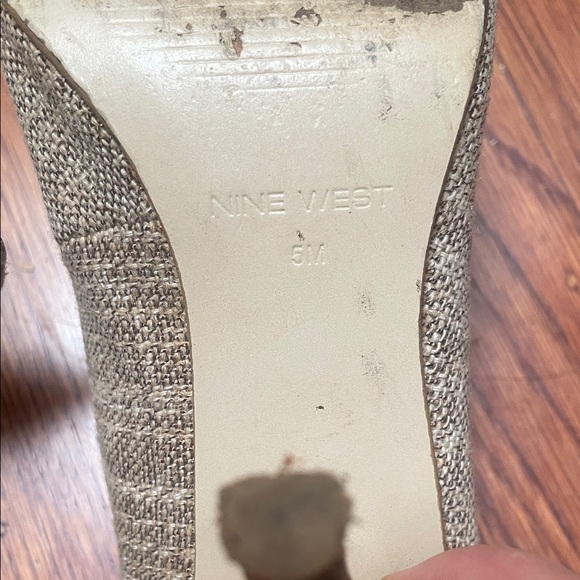 Nine West Gold Peep-Toe Heels - Picture 4 of 5